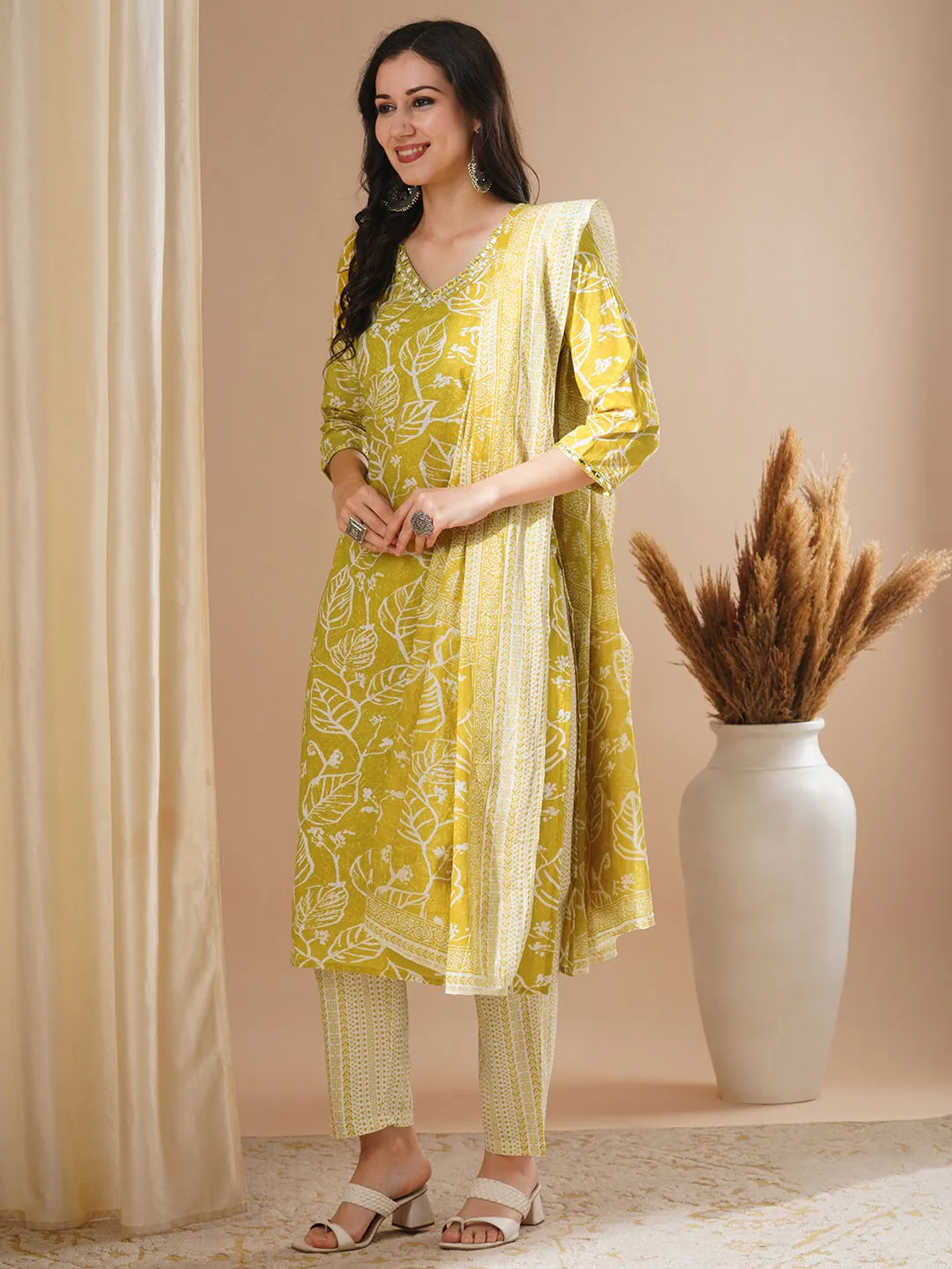 Abstract Floral Printed & Embroidered Straight Kurta with Pant & Dupatta - Green