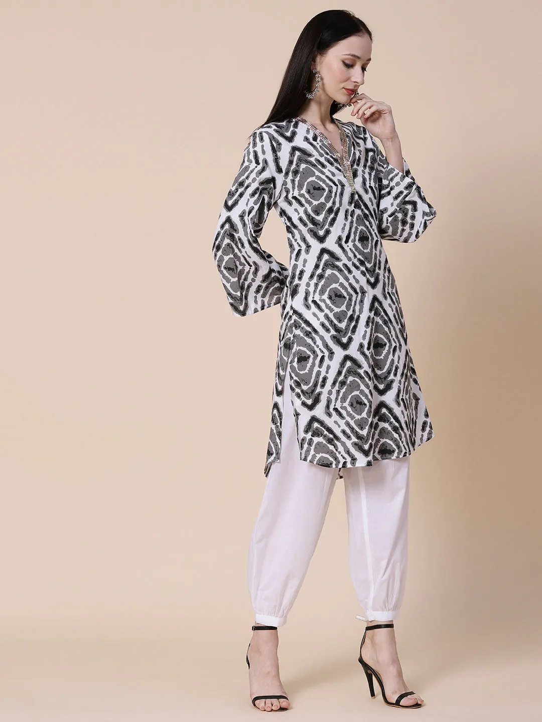 Abstract Printed Sequins Embroidered Bell Sleeves Kurta With Pants - Grey