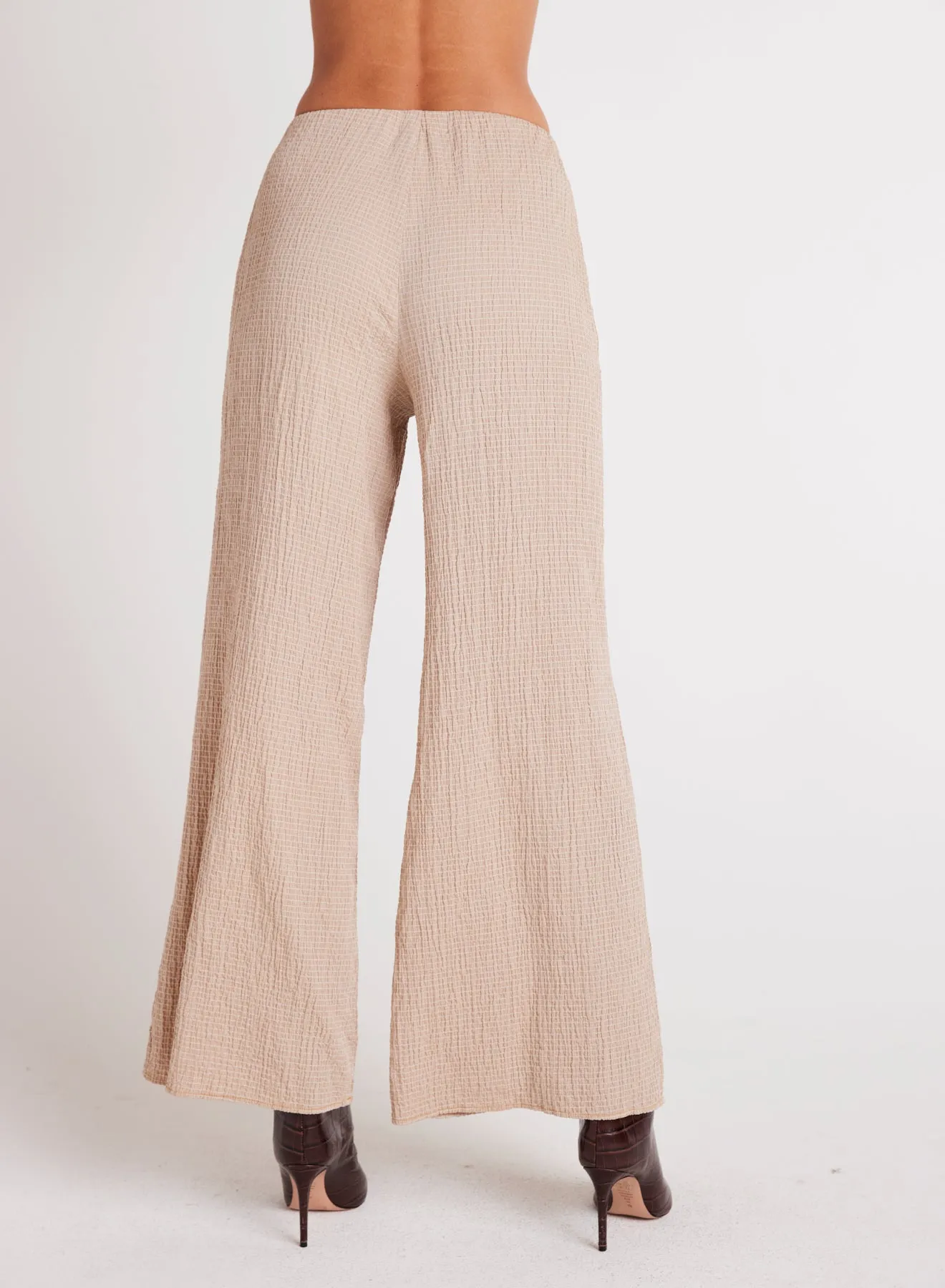 Clean Wide Leg Pant