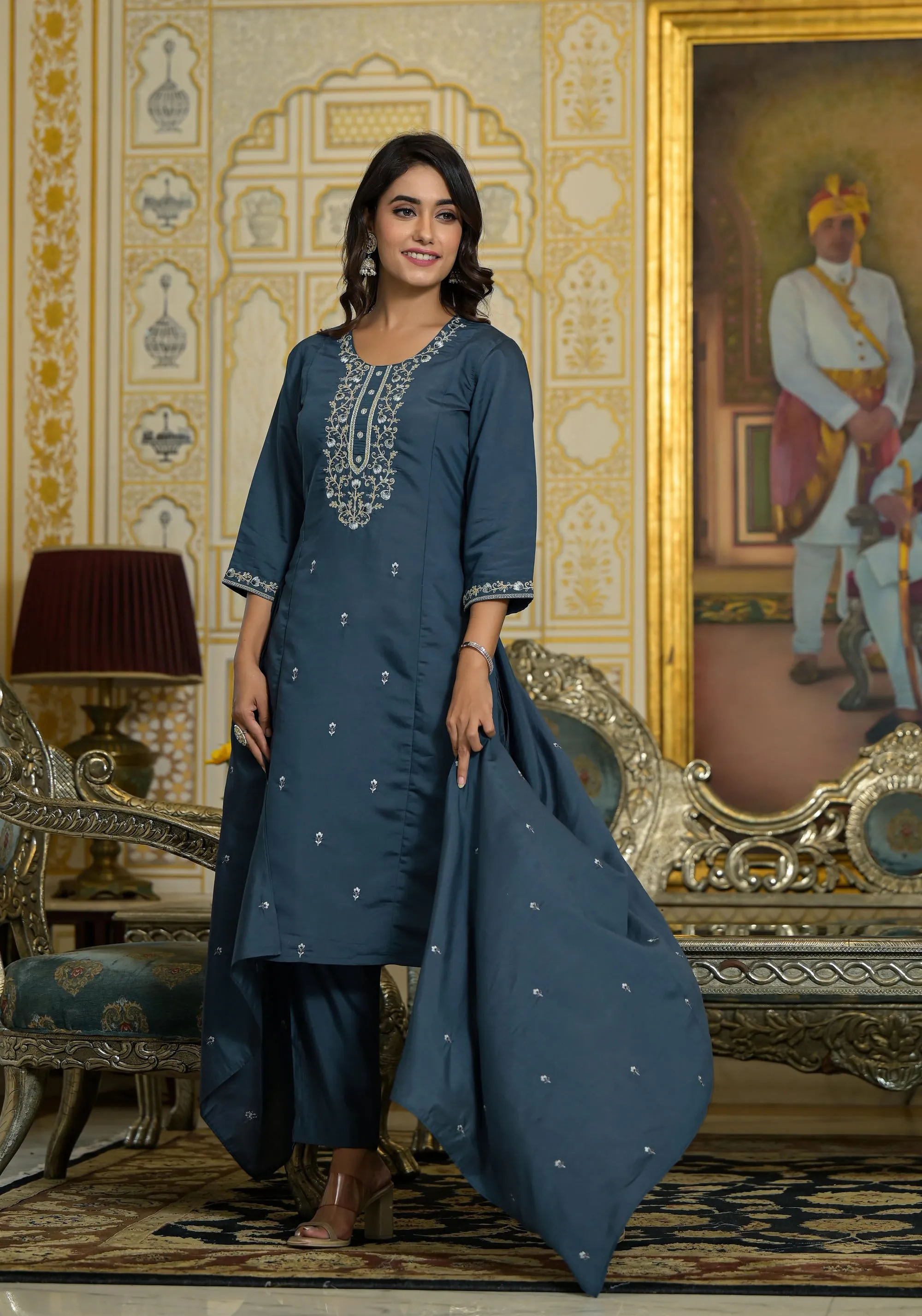 Grey Thread & Zari Embroidered Viscose Kurta Pant And Dupatta Set