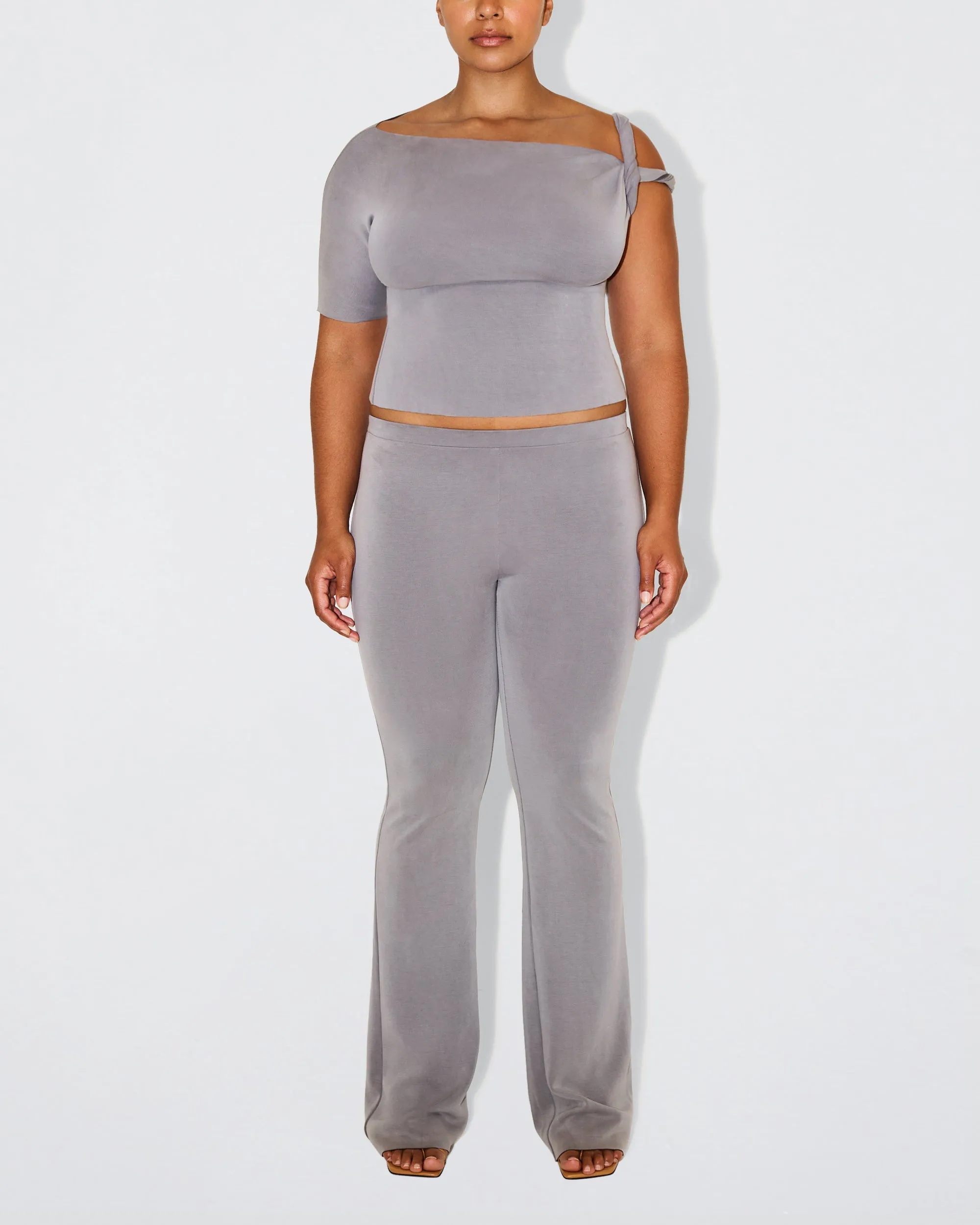 Sueded Stretch Low Rise Pant | Steel Grey